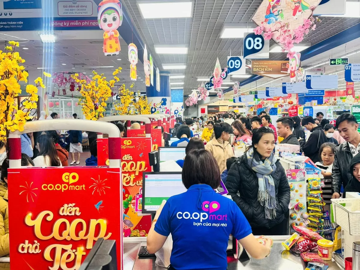 Saigon Co.op phục vụ hơn 100 triệu lượt khách tết Ất Tỵ